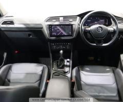 2019 Volkswagen Tiguan LDA-5NDFGF 4WD - 2