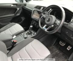 2019 Volkswagen Tiguan LDA-5NDFGF 4WD - 10