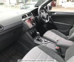 2019 Volkswagen Tiguan LDA-5NDFGF 4WD - 13
