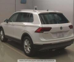 2019 Volkswagen Tiguan ABA-5NCZD - 4