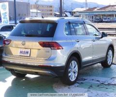 2019 Volkswagen Tiguan 5NDFGF - 4