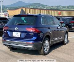 Volkswagen Tiguan 2019 LDA-5NDFGF 4WD - 6