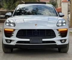 Porsche Macan S - 5